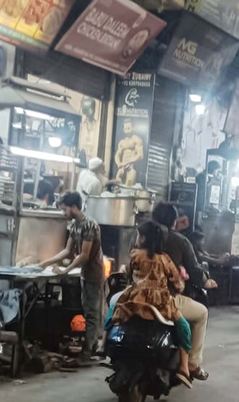 Kamboh Bridge, the heart of Saharanpur, lies in a dilapidated state, waiting for an accident amidst burning furnaces and chaotic traffic jams.