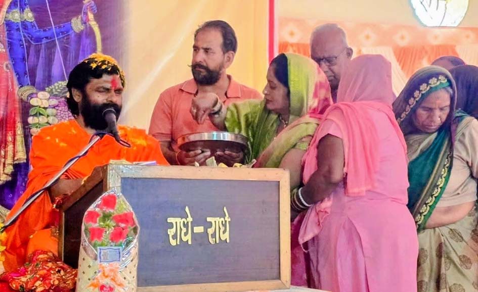 Kuldevi Maa Shakambhari uplifts all clans: Swami Kalendranand