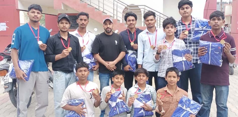 St. Mary's School wins first place in junior basketball competition