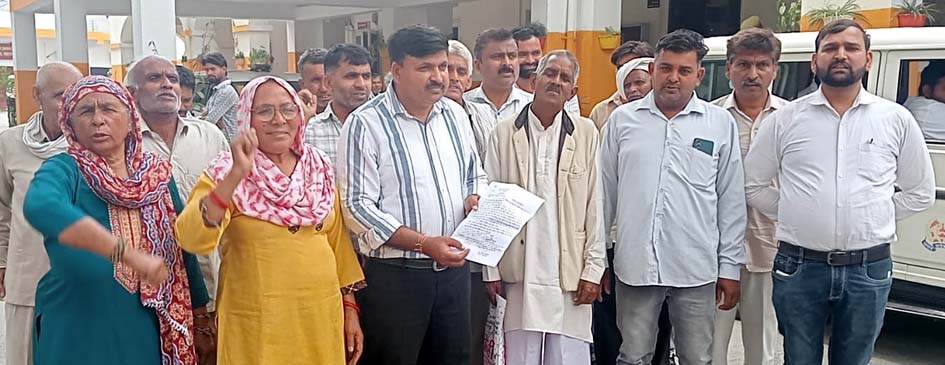 Demand for action against those who illegally occupy village community land