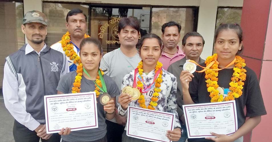 Athletes received a grand welcome after winning medals in the athletics competition.