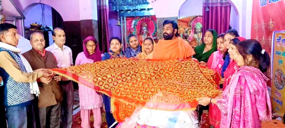 A 900-feet long chunari will be offered to Goddess Shakambhari Devi.