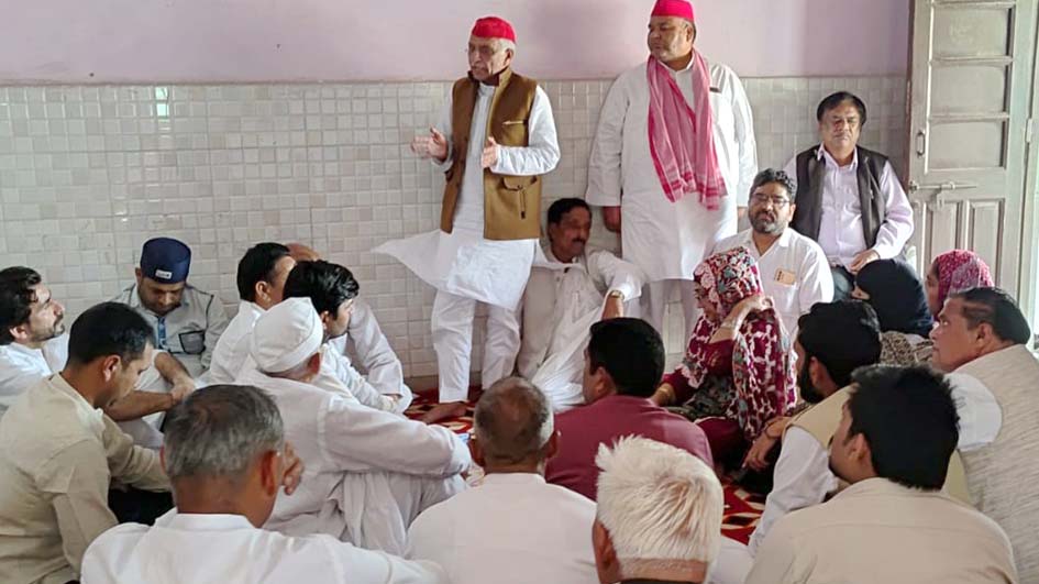 SP workers vow to make Akhilesh Yadav the chief minister in 2027