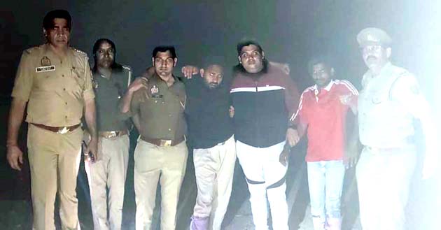 Encounter between Kotwali Dehat police and criminals, two wanted criminals injured after being shot in the leg.