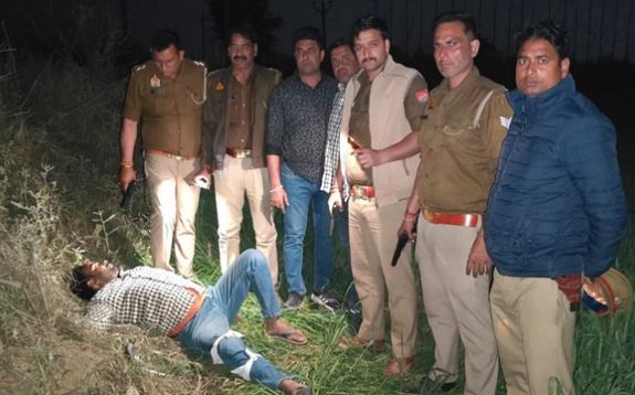 Cow smuggler injured in gunfight, arrested, accomplice absconding