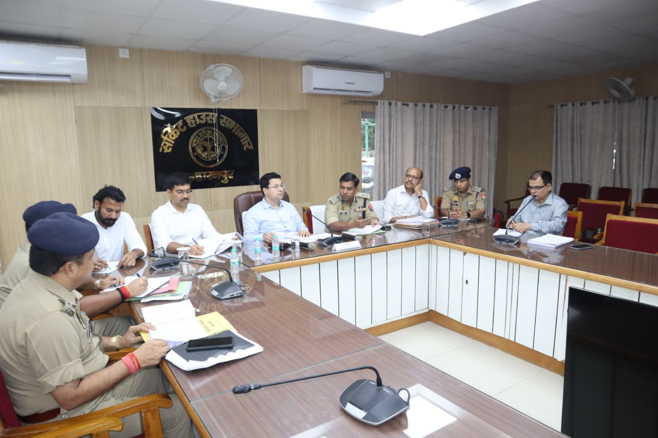 Divisional Commissioner takes a tough stand, issues final warning to poorly ranked departments to improve by the end of March