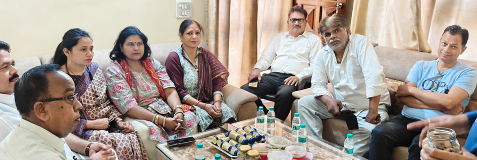 The Prime Minister's Mann Ki Baat programme was heard collectively at the residence of Councillor Subhash Chand.