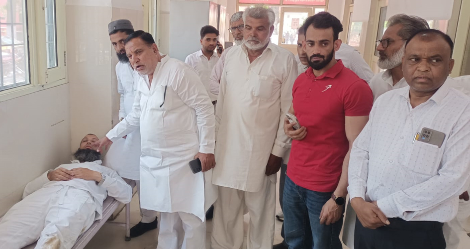 Village head's husband attacked in broad daylight, condition critical