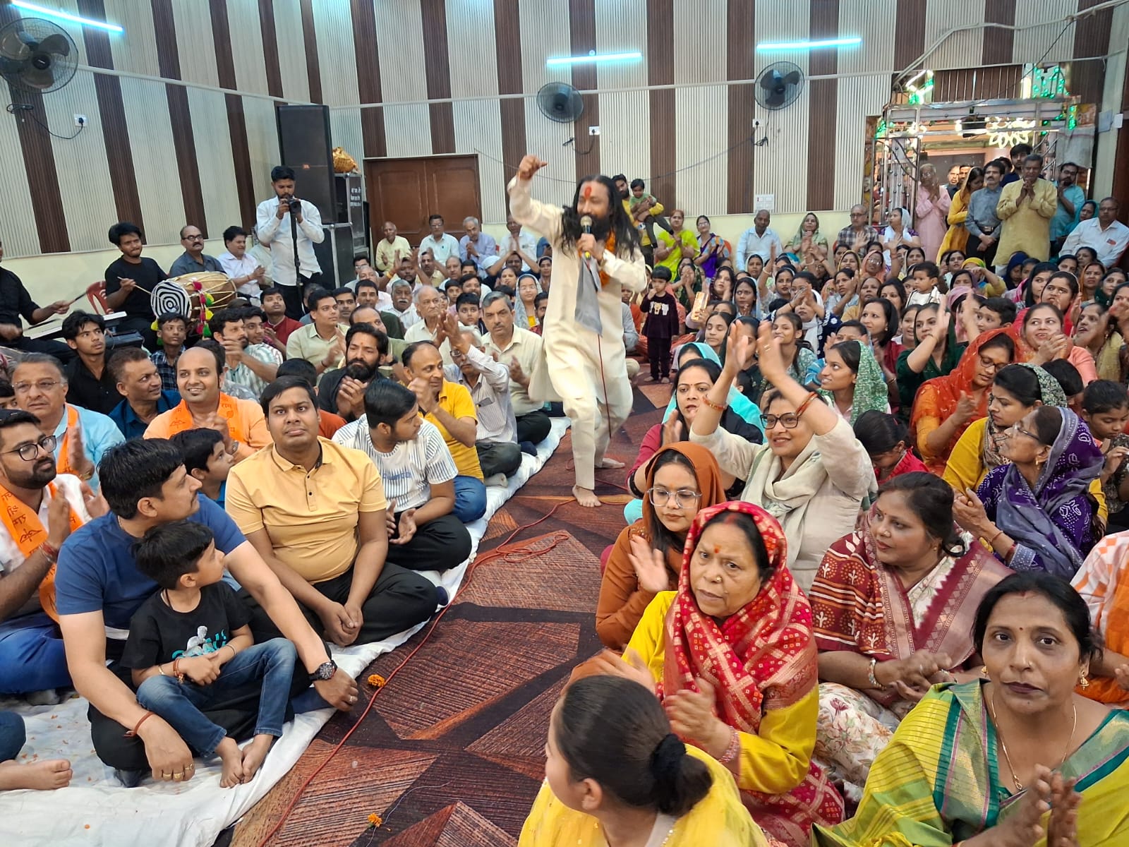 Grand inauguration of Janmotsav Mahayagna at Siddhpeeth ancient Shri Balaji Hanuman Temple