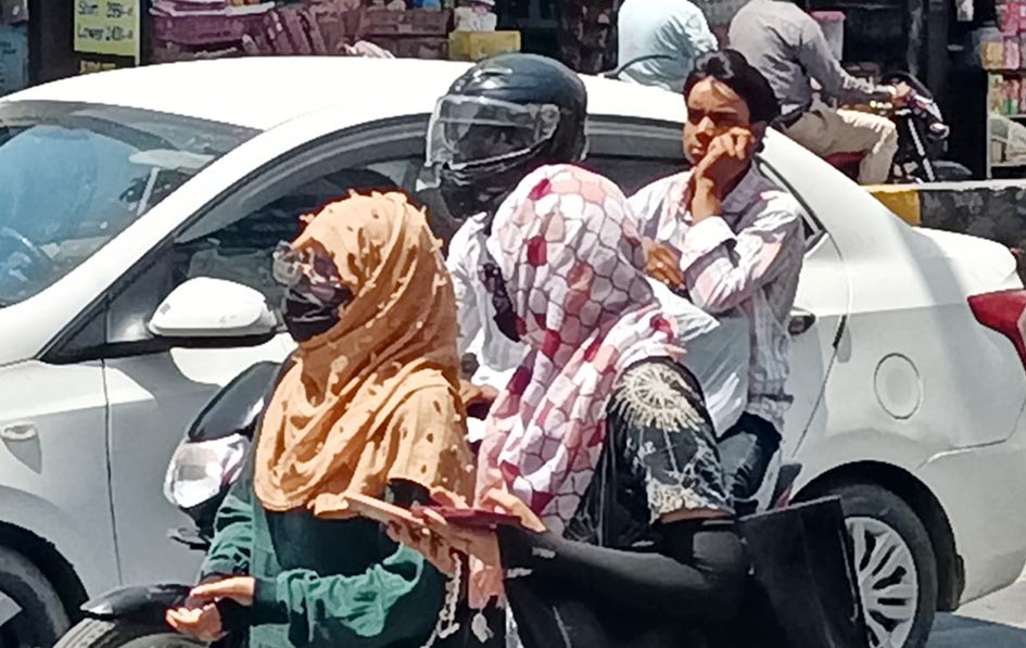 Scorching sun and heat waves halted normal life.