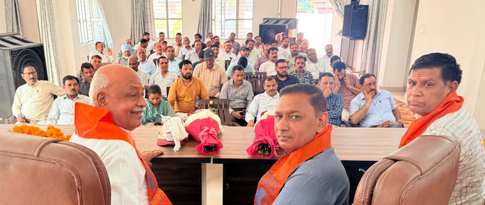 Discussion on the problems of employees and old pension