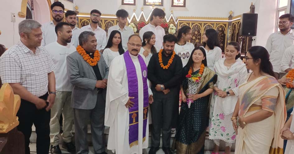 Churches resonate with the seven last words of Jesus Christ, and special prayers are offered for world peace.