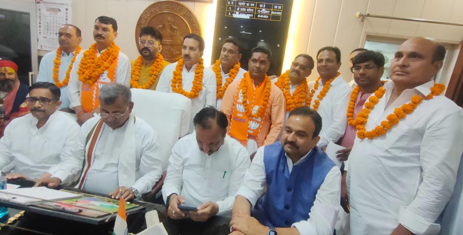 10 nominated councillors took oath in the Municipal Corporation