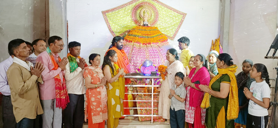 The grand conclusion of the 11-day Khatu Shyam Palki Yatra, rest was given in the temple.