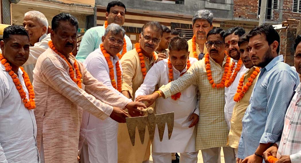 Construction of roads and drains begins in three wards at a cost of ₹50 lakh; Mayor inaugurates the project.