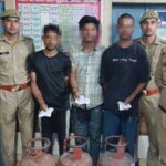 Three Cunning Thieves Arrested; Knife and Cash Recovered