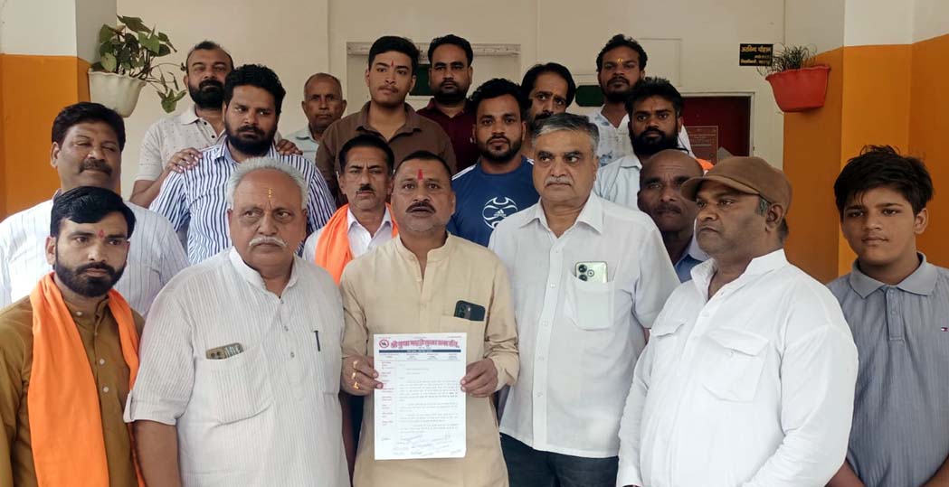 Controversy deepens over the name of Gorakh Ganga Sarovar within the Gogamhari complex; memorandum submitted to the DM.