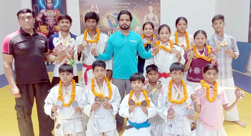 Players from Saharanpur dominate the North Zone Ju-Jitsu competition.