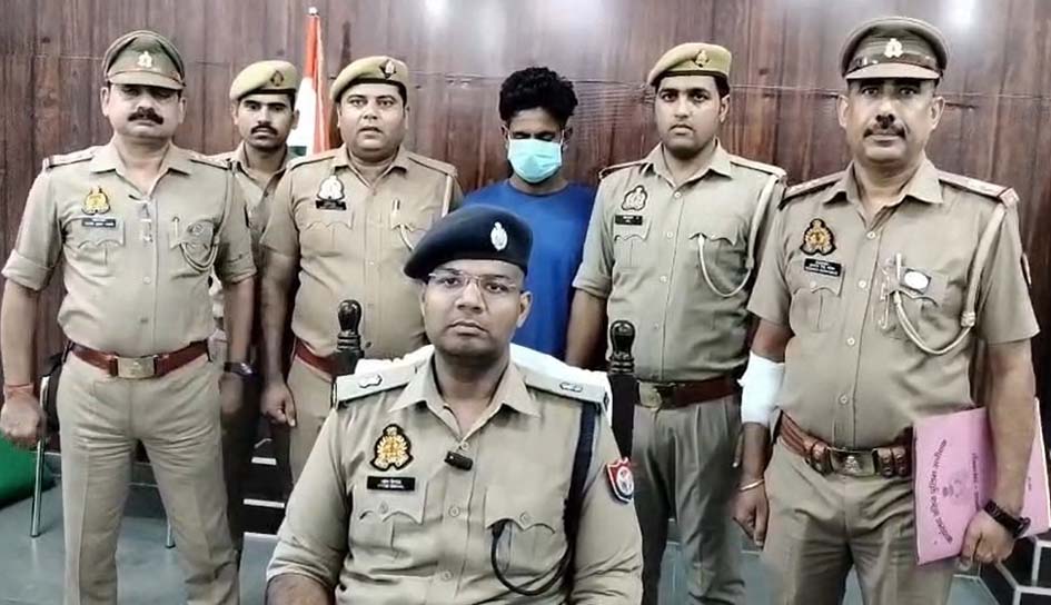 Cunning thief arrested; stolen goods worth lakhs and cash recovered.