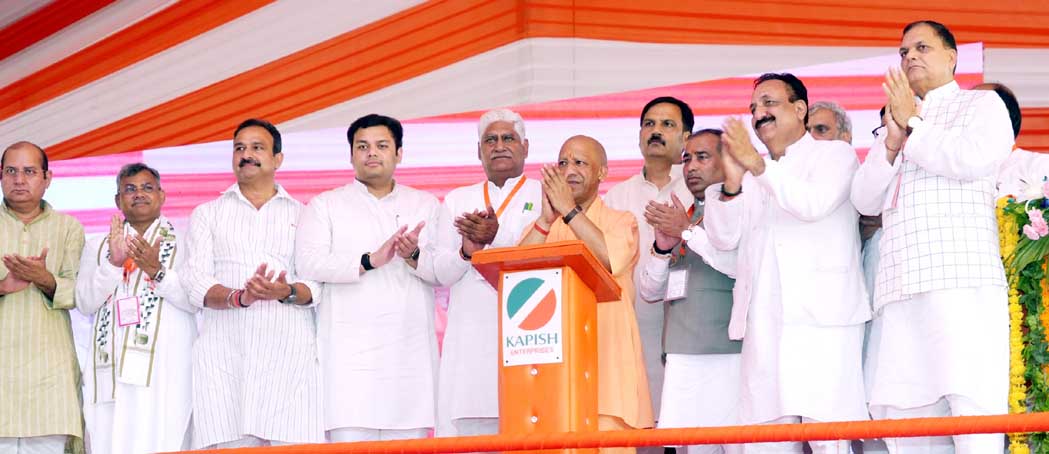 A gift of ₹613 crore for Saharanpur: CM Yogi inaugurates and lays the foundation stones for 10 major projects.