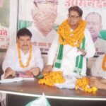 Major setback for SP-BSP: Hundreds of workers join Rashtriya Lok Dal.